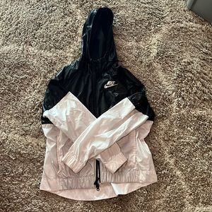 Woman’s Nike black and white windbreaker
